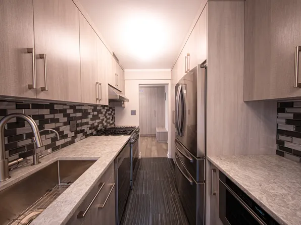 2531 East 7th Street image 13 of 37