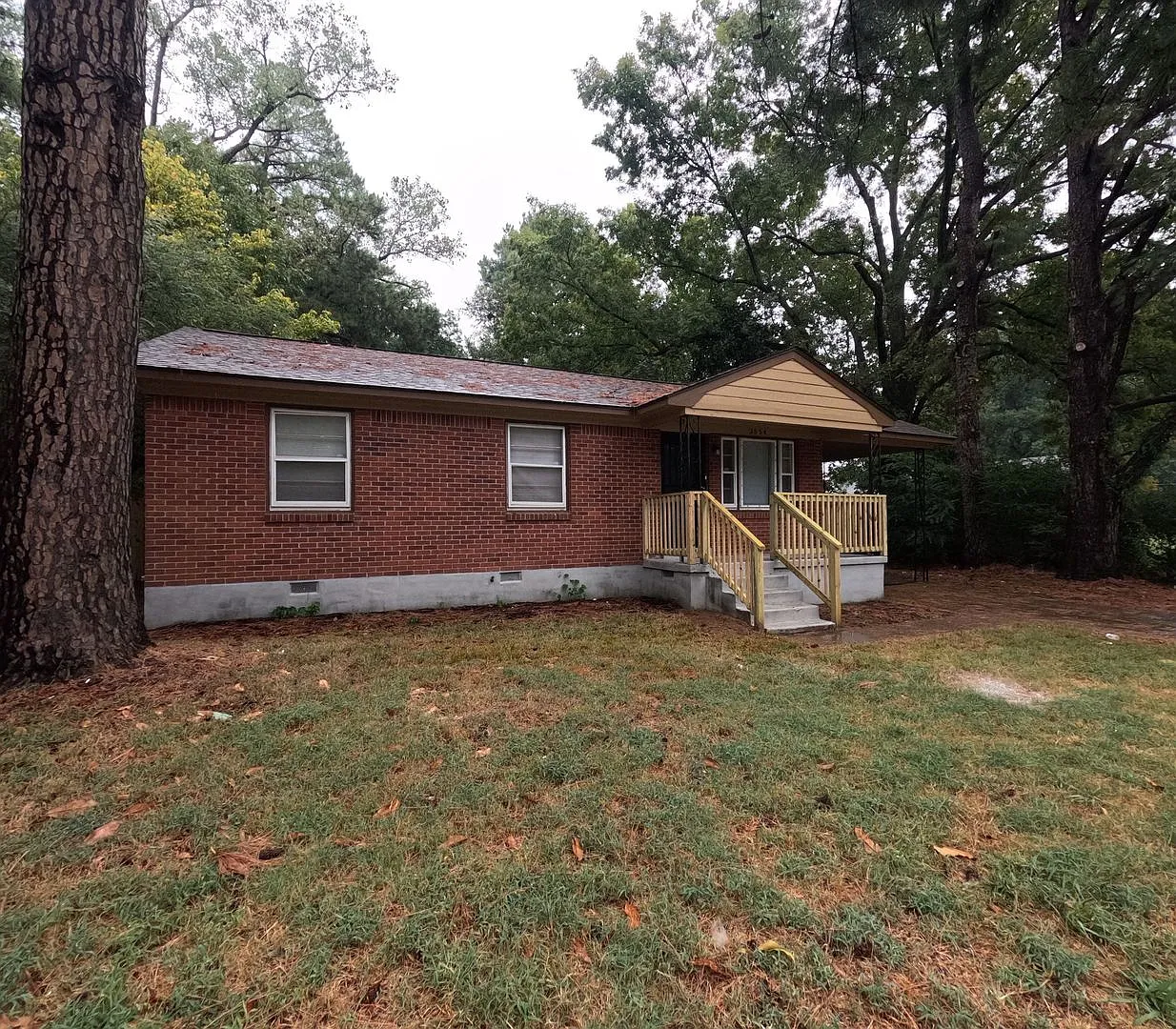 Updated 3-Bedroom, 1-Bath Home for Rent — Photo 2