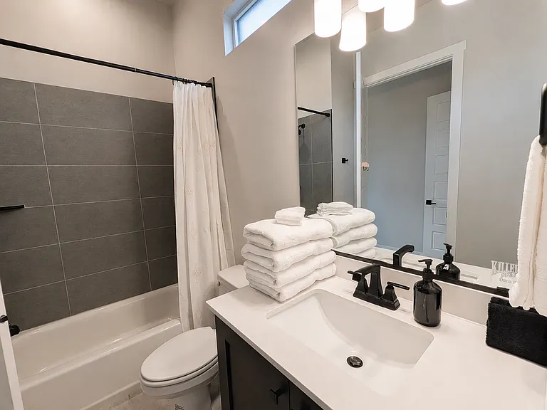 253 S 660 W — Photo 27