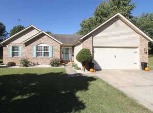 413 High Point Dr, Edwardsville, IL 62025