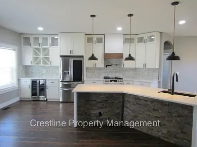Cobblestone Court - 67 — Photo 2