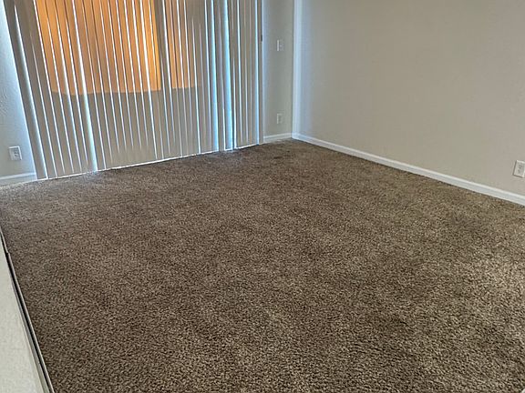 2nd image of 524 E 11th Ave #107