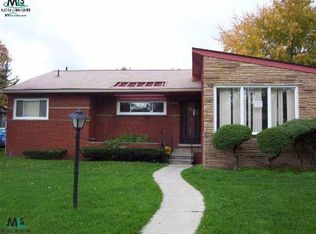 24331 Eastwood St, Oak Park, MI 48237