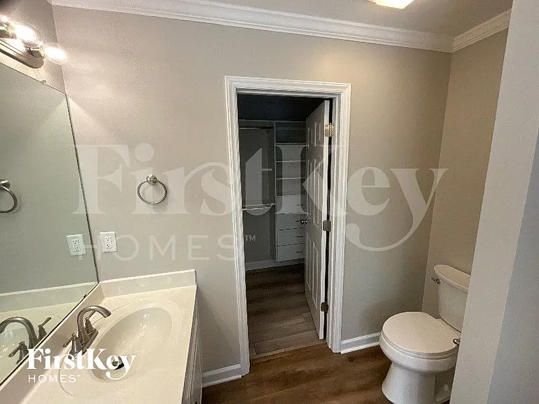 5888 Cottonwood Ln — Photo 11