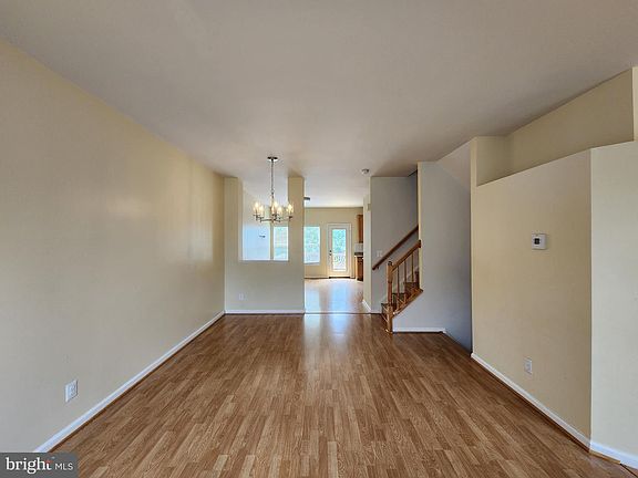2nd image of 2555 James Monroe Cir