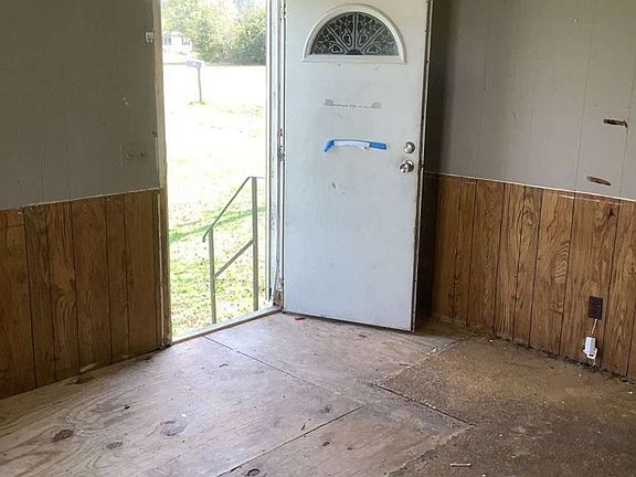 5th image of 104 Briarcliff Cir