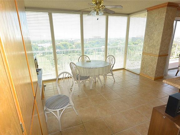 5th image of 3111 Bel Air Dr Unit 9D