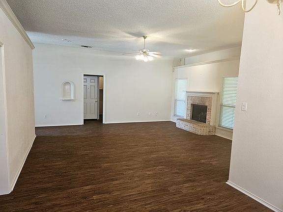 Living room_11192023