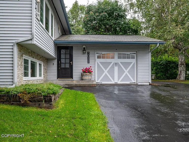3031 Wiley Post Ave — Photo 4