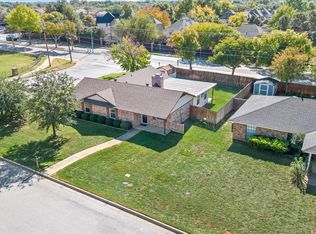 2101 Pecos Dr, Grapevine, TX 76051