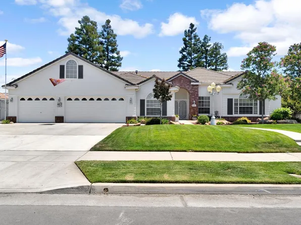 1101 N Armstrong Ave, Clovis, CA 93611