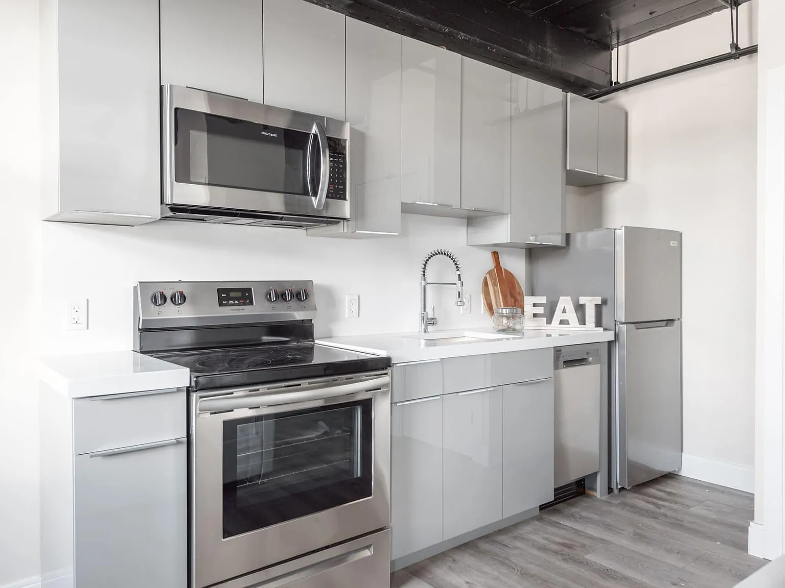 Walker Lofts — Photo 2