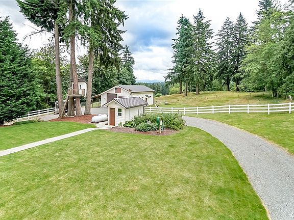 4th image of 30230 152nd Ave SE