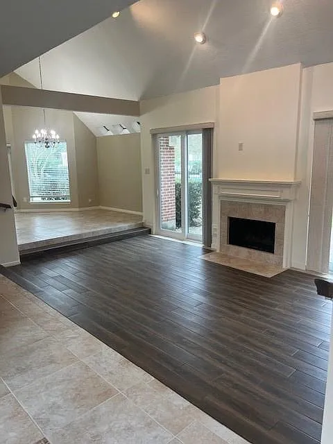 3 bed, 2.5 bath, 2735 sqft, $3,000 — Photo 2