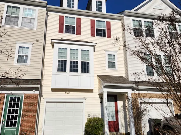 23189 Foxglove St, California, MD 20619