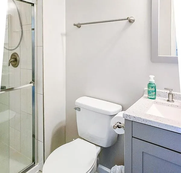 2 Bristol Ct — Photo 15