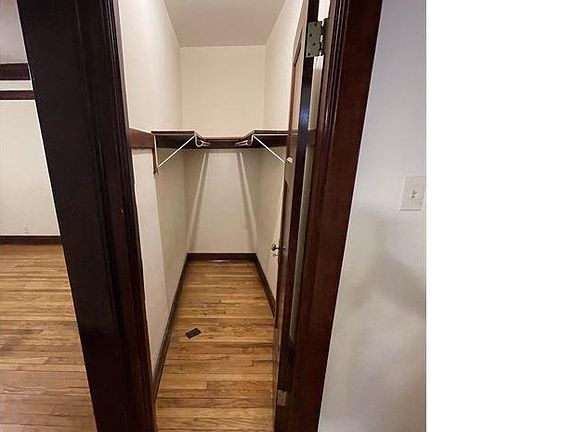 5th image of 6837 S East End Ave #1