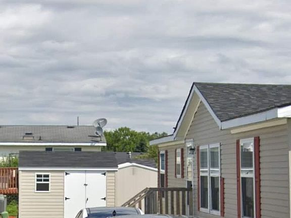 2nd image of 9703 Aspen Ln