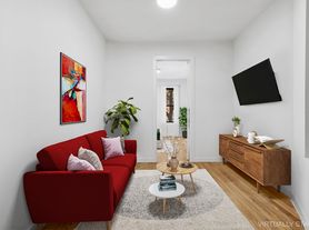 200 W 80th St