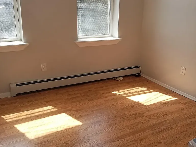 572 Springfield Ave #5C — Photo 2