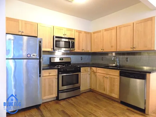 Rented by Blue Egg Realty Corp | media 16