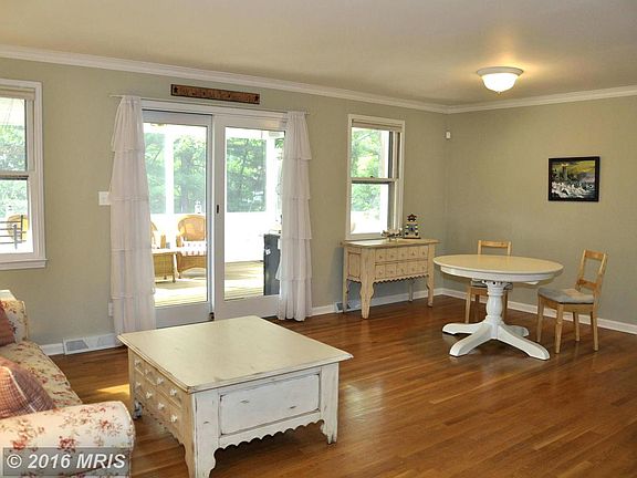3rd image of 14904 Bauer Dr
