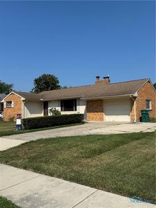 448 Hillside Dr, Rossford, OH, 43460