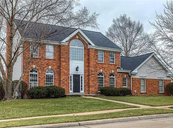 2nd image of 1745 Woods Bend Ln