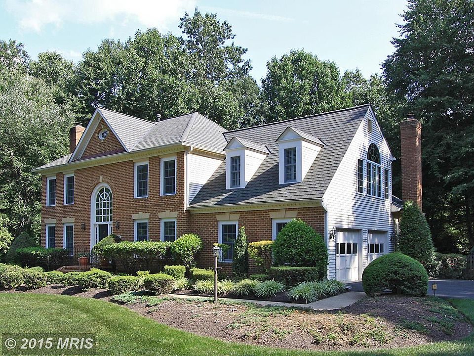 1st image of 1098 McCue Ct