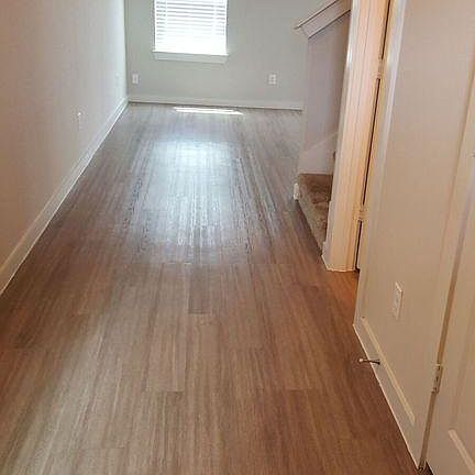 ENTERING IN FROM FRT DOOR TO LIVING. HALF BATH ON RIGHT.
