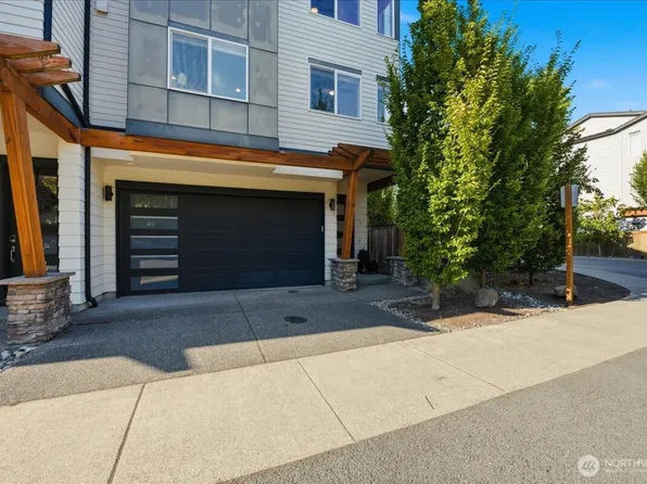 19225 Damson Road #F-4, Lynnwood, WA 98036