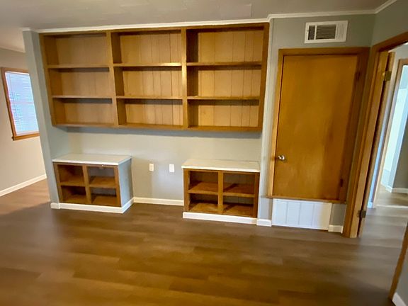 2nd image of 119 Upton St #4