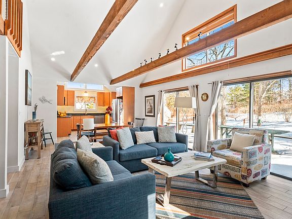 2nd image of 90 Schoolhouse Rd