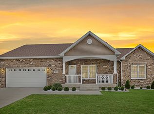 685 Lewis St, Bourbonnais, IL 60914