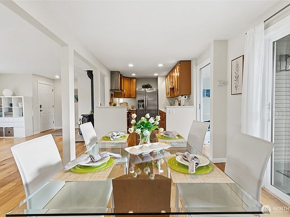 5th image of 17404 NE 45th Street #170