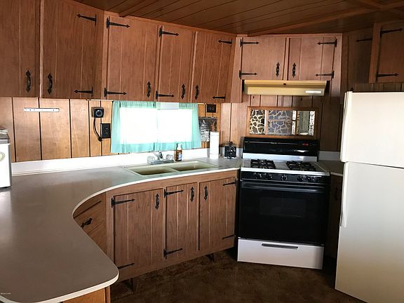 3rd image of 2720 Anita Ave