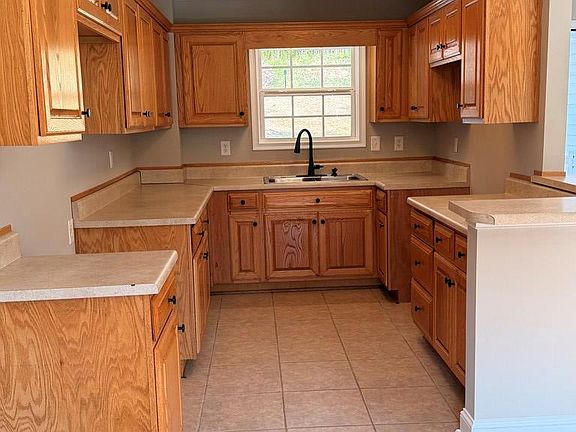5th image of 4333 Ada St