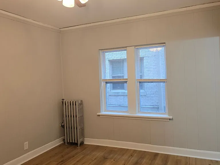 Lower East Side Milwaukee Studio and One bed Apartments- Flexible Lease Terms — Photo 10