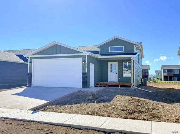 4045 McIntosh Ln, Rapid City, SD 57703