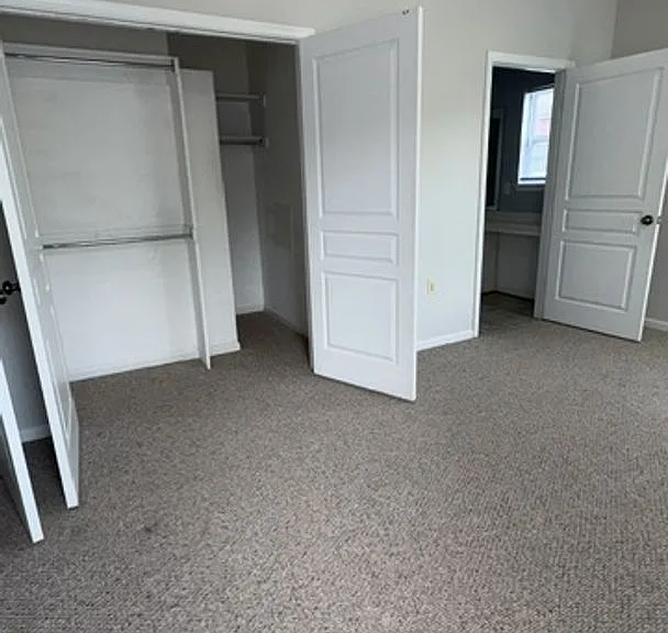 5821 Ludington Dr — Photo 12