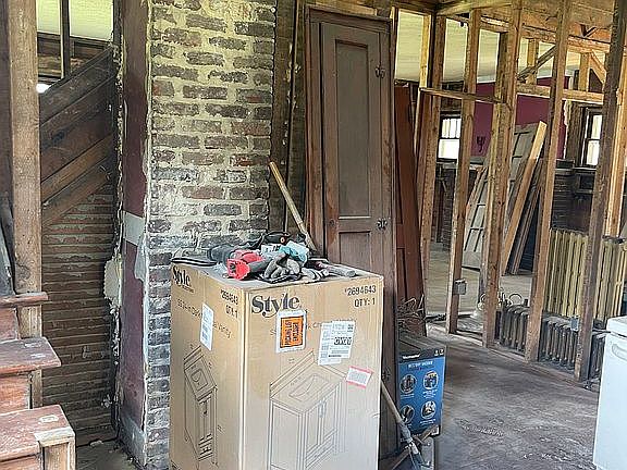 4th image of 3001 W Cumberland Ave