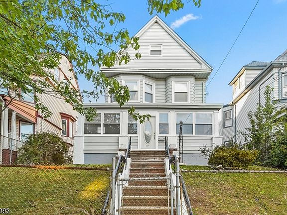 2nd image of 774-776 Clifton Ave