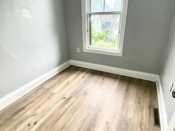 32A-40B Spaulding Street - 32B