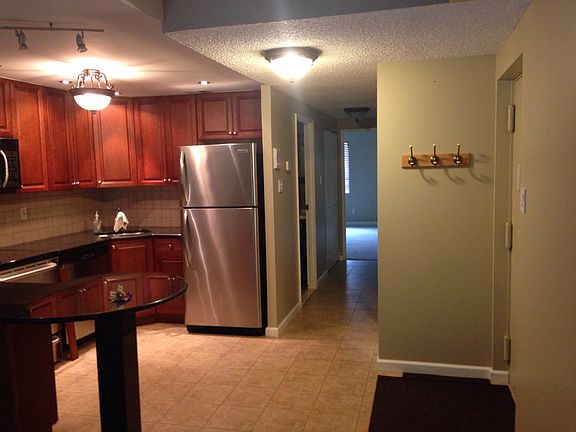 Upgraded Kitchen with granite countertops
