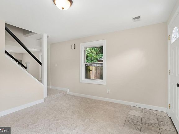 5th image of 1220 N Livingston St