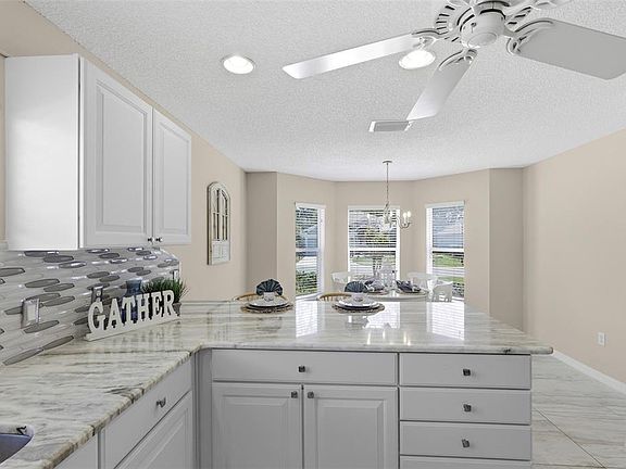 3rd image of 2415 Morven Park Way