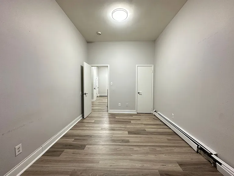 205 Monticello Ave #1E — Photo 7