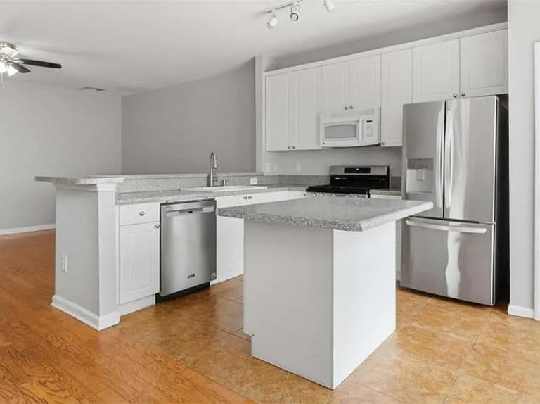 3522 Spring View Ct — Photo 4