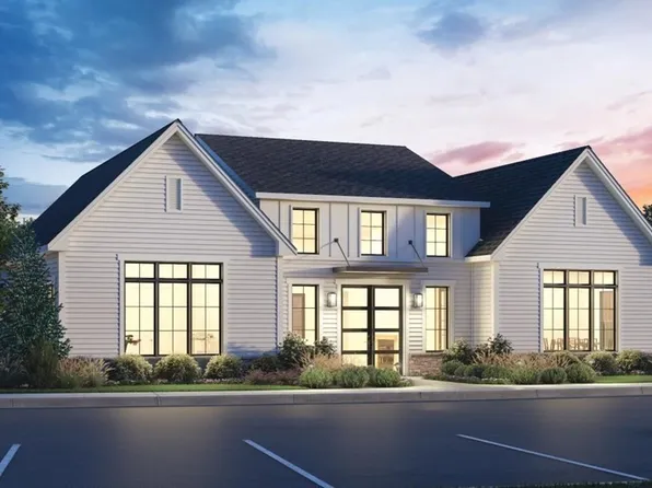 36 Barnes Blvd #24, Hudson, MA 01749