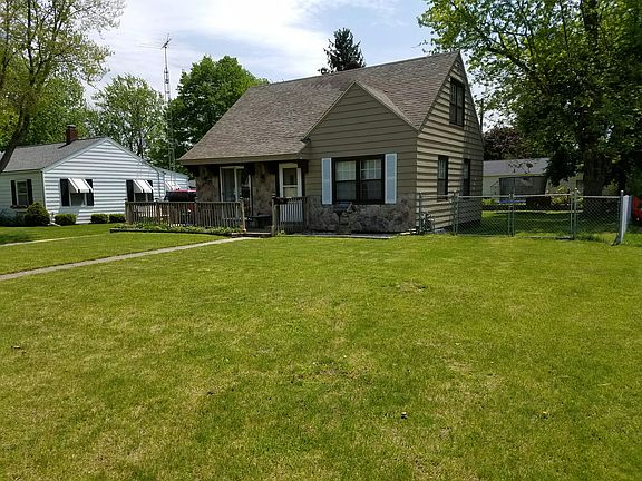 2nd image of 29 Gordon Blvd